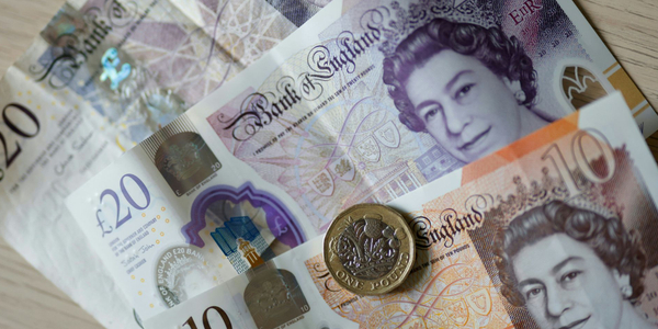 Wielka Brytania: Będzie wielka wymiana banknotów. Pojawi się na nich Karol III