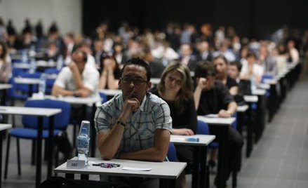 Korporacji adwokackiej wolno sprawdzać wiedzę aplikantów