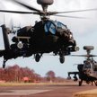 Omigłowce AH-64 Apache produkowane przez Boeinga. Cena 55 mln dol.