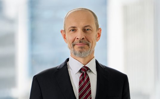 Maciej Gawroński - Autor jest radcą prawnym, partnerem zarządzającym kancelarii GP Partners, laureat