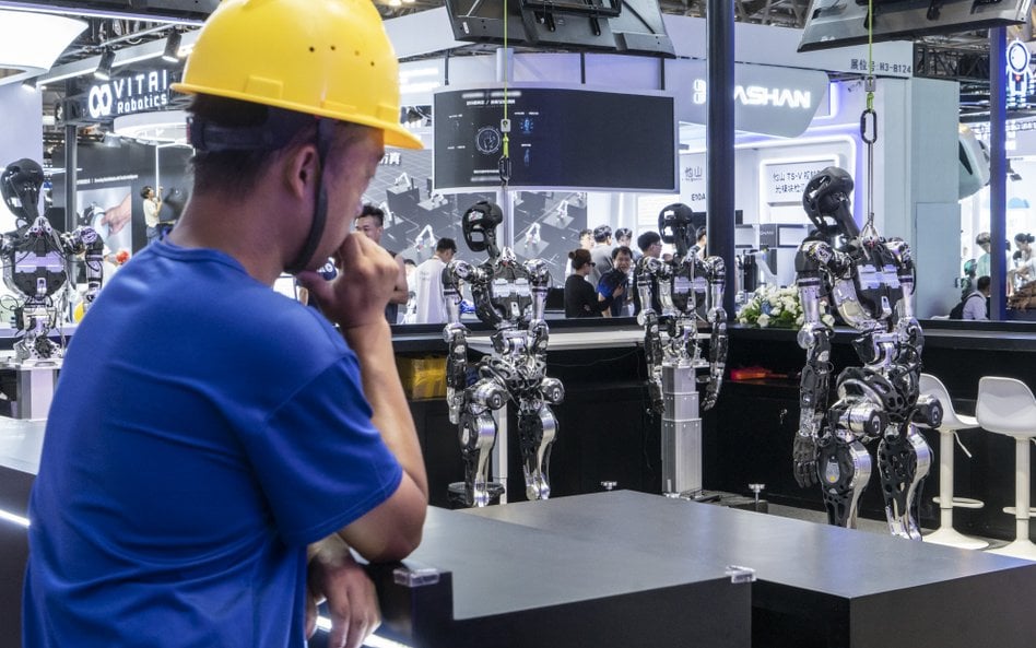 Chińskie firmy zyskały przewagę w robotyce. Przyszłość ma należeć do robotów humanoidalnych