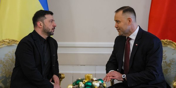Rzecznik prezydenta powiedział, dlaczego Nawrocki zwleka z decyzją ws. orderu Zełenskiego
