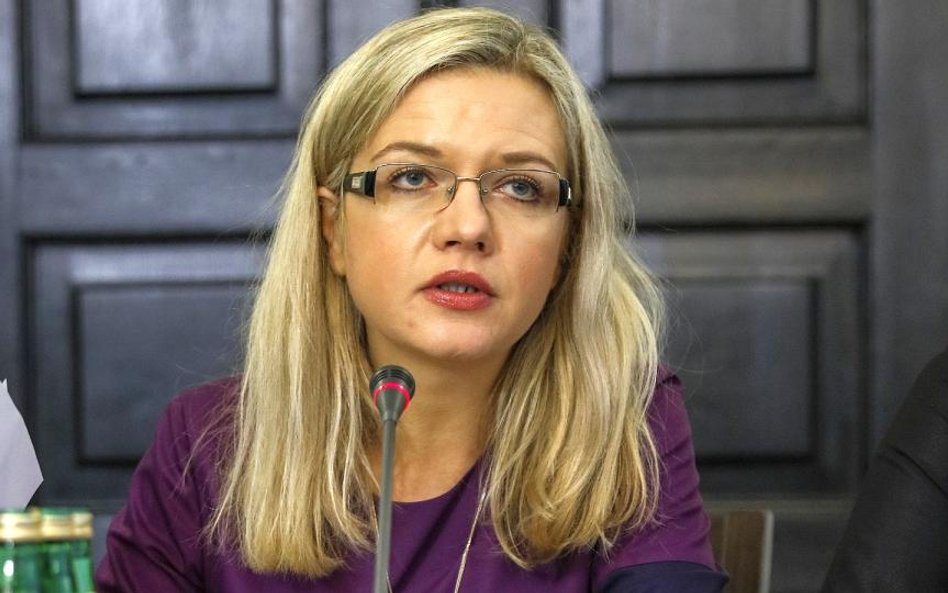 Wassermann: Prowadziłabym inną politykę informacyjną