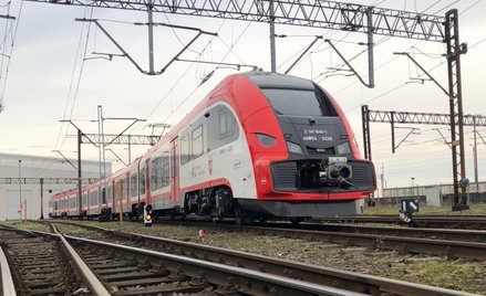 W wakacje Kolejami Wielkopolskimi nad Bałtyk „szybciej niż Pendolino”