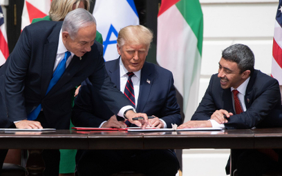 Premier Izraela Beniamin Netanjahu, prezydent USA Donald Trump i minister spraw zagranicznych Zjedno