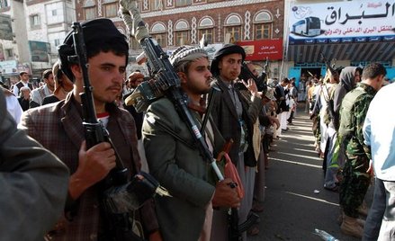 Rebelianci szyiccy Huti w kontrolowanej przez nich stolicy Jemenu - Sanie. Zdjęcie z wczoraj