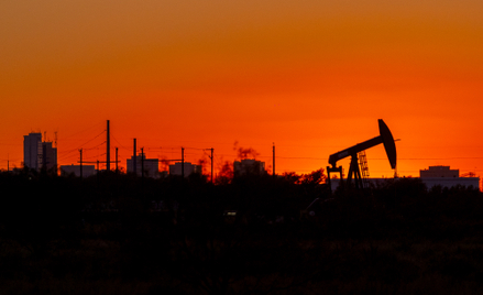 Ostry spadek cen ropy. Rynek odetchnął po izraelskim ataku
