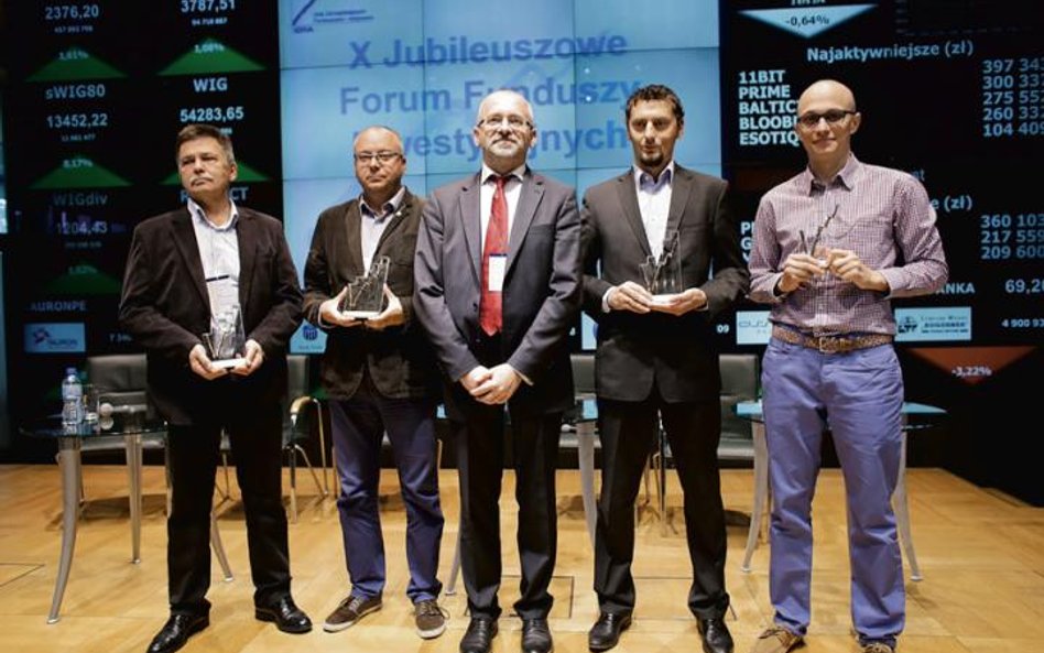 Nagrodzeni przez IZFiA od lewej: Zbigniew Lichocki, małżonek wyróżnionej Haliny Lichockiej (II miejs