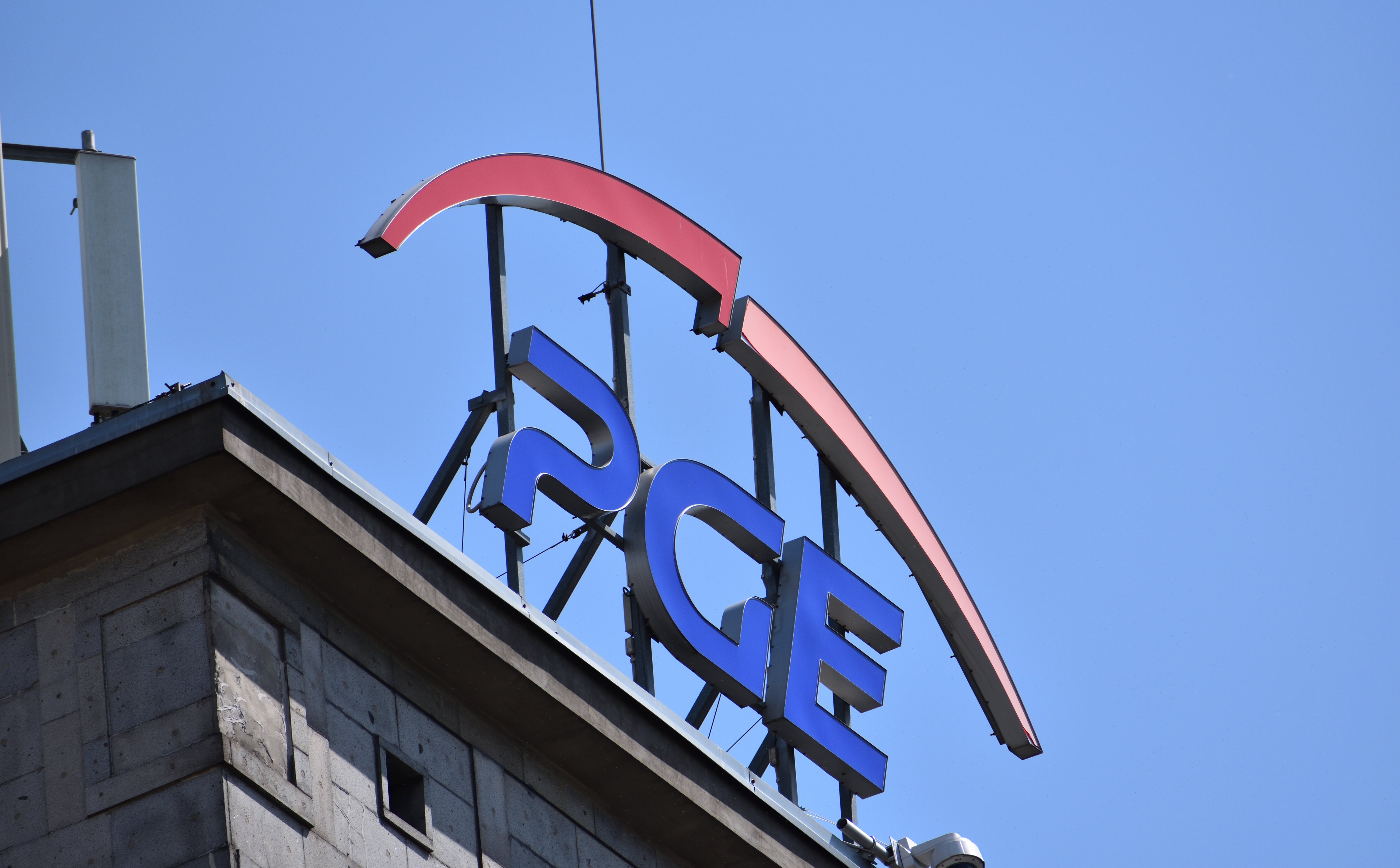 PGE nieoczekiwanie nie przejmie projektu elektrowni od ZE PAK