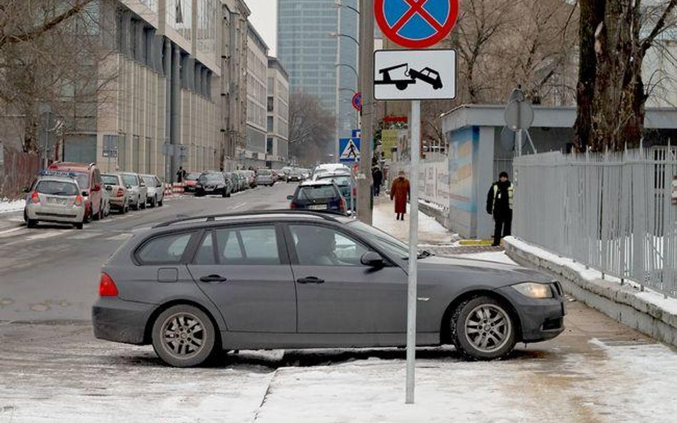 Źle postawiony znak zakazu może się okazać niezłym sposobem na zarobienie na kierowcach