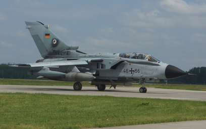 Niemiecki Tornado ECR z podwieszonymi pociskami AGM-88B HARM. Fot./Łukasz Pacholski.