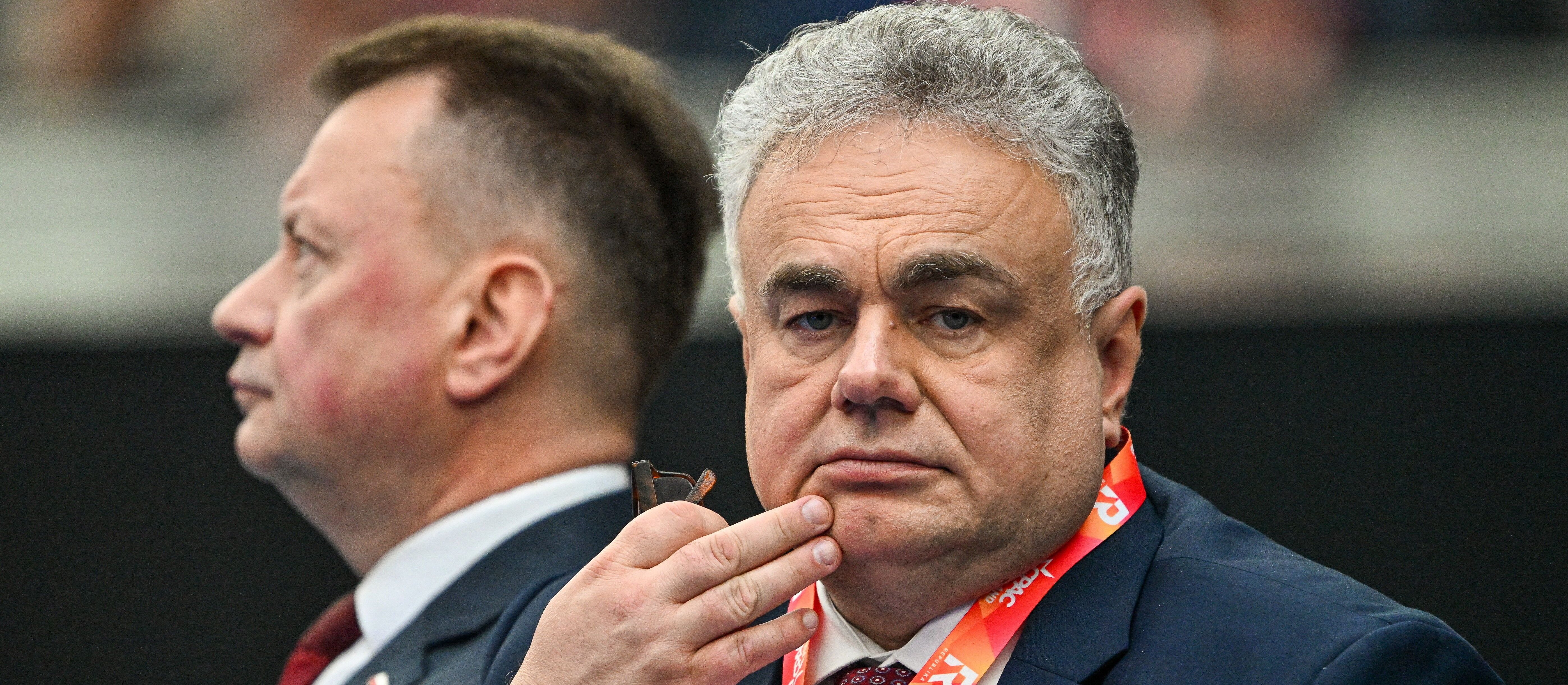 Setki tysięcy złotych z PiS dla mediów Tomasza Sakiewicza