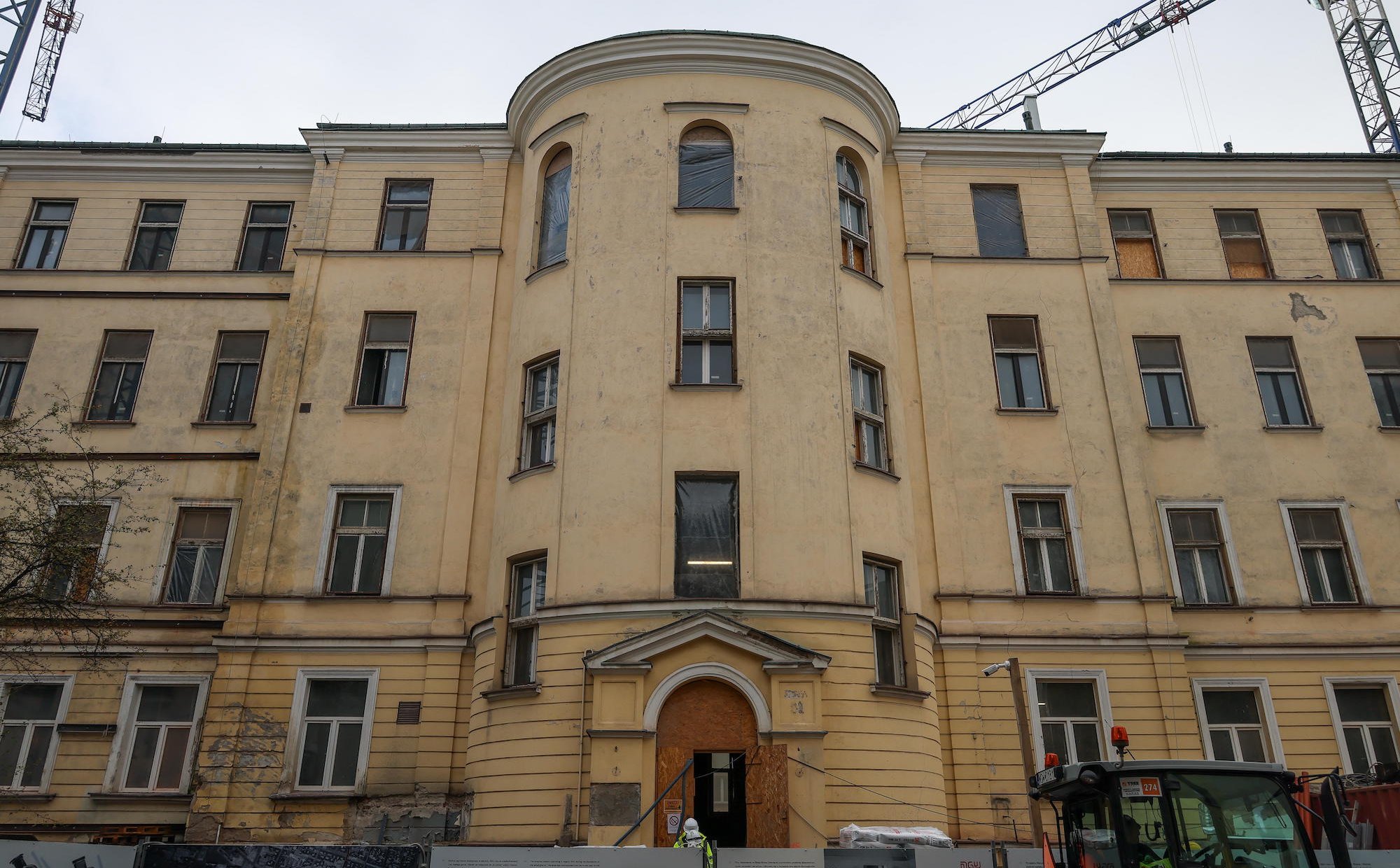 Warsaw Ghetto Museum fires prominent historian. Is it afraid of comparisons to Gaza?