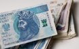 Zniszczonymi banknotami nie zapłacisz w sklepie. Wyjaśniamy, jak odzyskać pieniądze