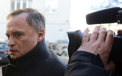 Prokuratura chce zarzucić Leszkowi Czarneckiemu (na zdjęciu) oszustwa na szkodę 1140 klientów Idea B