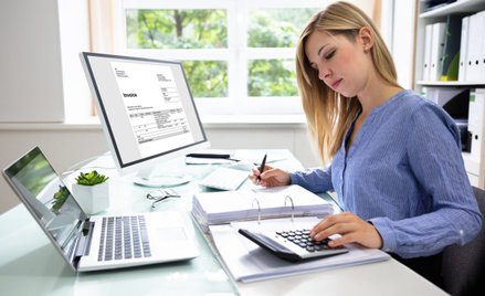 Doskonałe wyniki polskich firm w 2021 roku. Gorzej z inwestycjami