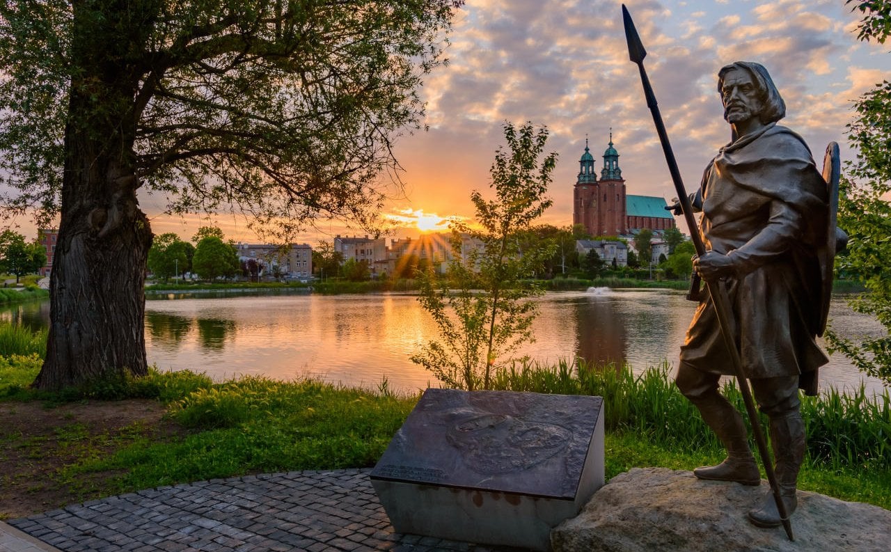 Gniezno opowie historię sprzed tysiąca lat, wyświetlając ją na murach i na wodzie