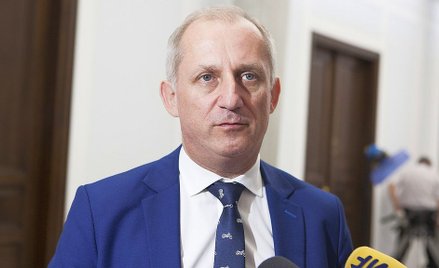 Neumann: Odpowiedzialność za skandaliczne zarobki w NBP ponosi Kaczyński