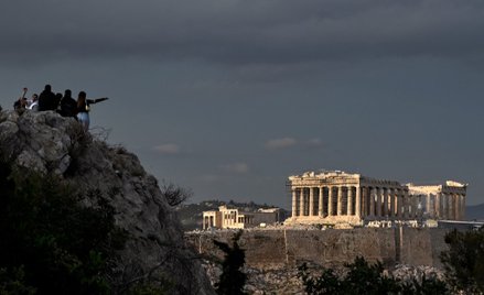 Grecja: Do 15 maja restrykcje zostają, potem poluzujemy podróżowanie