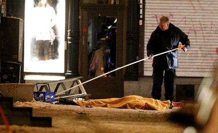 Dwie eksplozje, które w sobotnie popołudnie wstrząsnęły centrum Sztokholmu, całkowicie zaskoczyły Sz