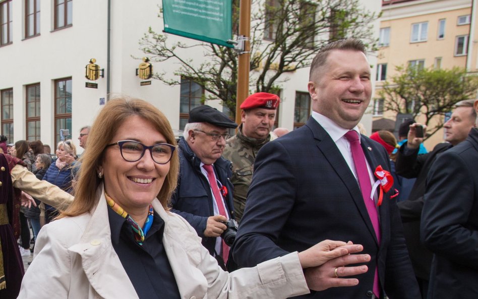 Beata Mazurek i Przemysław Czarnek