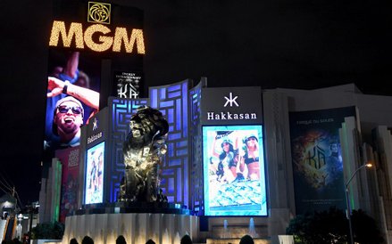 Las Vegas zamyka hotele i kasyna