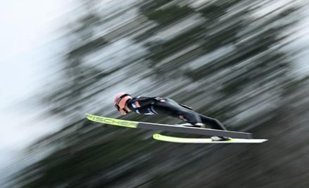 Loty w Oberstdorfie: Szóstka Polaków w sobotnim konkursie