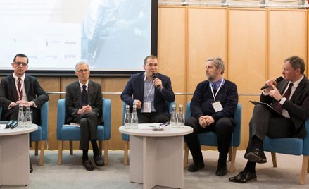W dyskusji wzięli udział (od lewej): Marek Metrycki, partner zarządzający w Deloitte Polska; Marcin 
