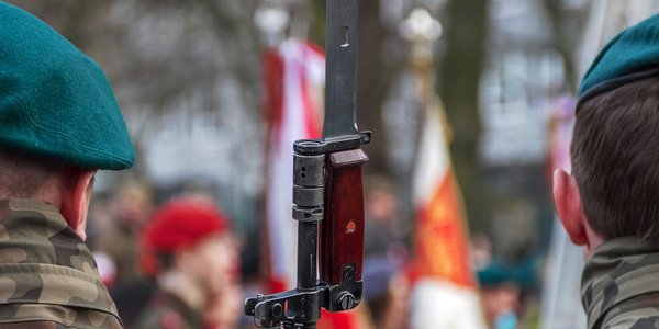 A może czasowy podatek wojenny? Co sądzą o tym Polacy?