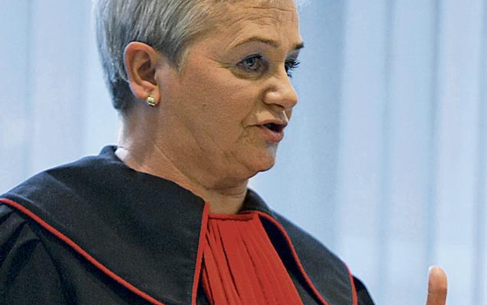 Danuta Drosler przekonuje, że działała transparentnie. Prokurator generalny krytykuje jednak jej pos