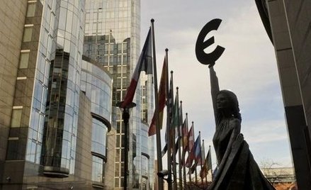 Strefa euro przyspieszyła