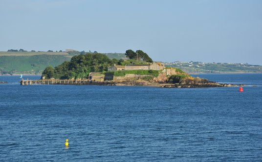 Przez stulecia wyspa Drake'a należała do brytyjskiej korony