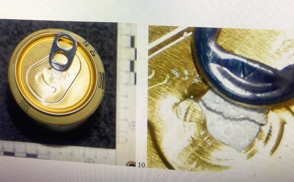 Po lewej stronie puszka z zamkniętym wieczkiem. Po prawej stronie otwarta puszka, w środku widać bia