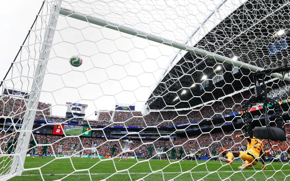 Youri Tielemans wykorzystuje rzut karny i wysyła Senegal do domu