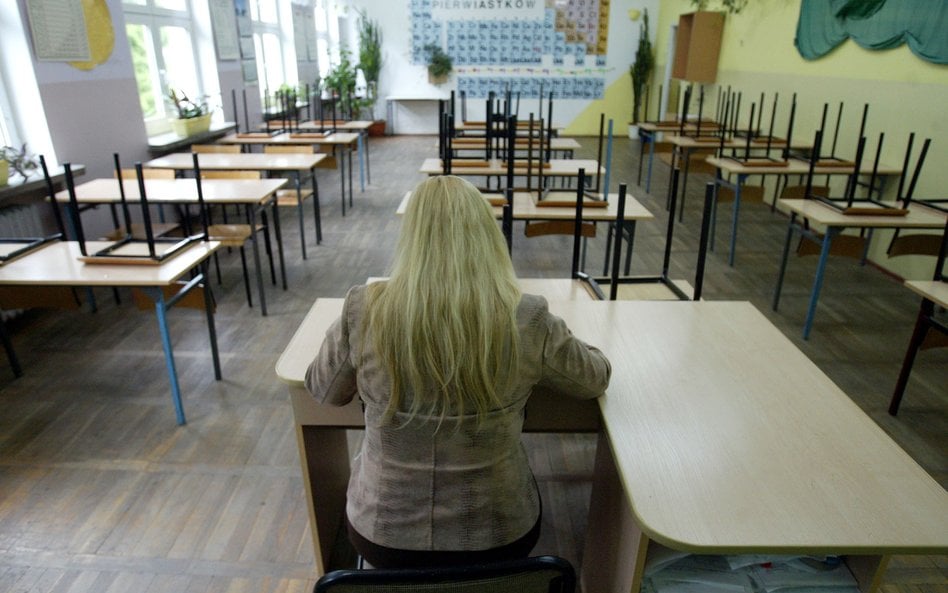 Znika „pamiątka” po byłym ministrze. Rząd przyjął projekt ustawy dotyczący tzw. godzin czarnkowych