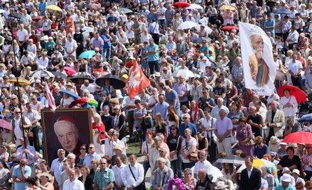 Sto tysięcy pielgrzymów na Jasnej Górze