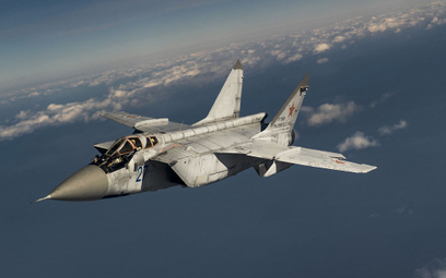 Rosyjski MiG-31 eskortował amerykański samolot zwiadowczy