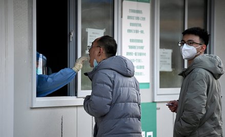 Lotnicza wojna Chin ze Stanami Zjednoczonymi przez Covid-19