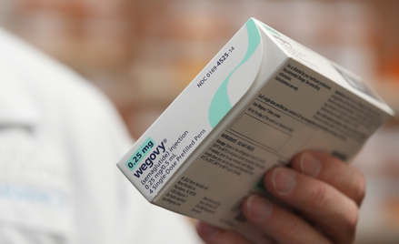 Problemy Novo Nordisk. Spadek sprzedaży Ozempicu i zmiana na szczycie