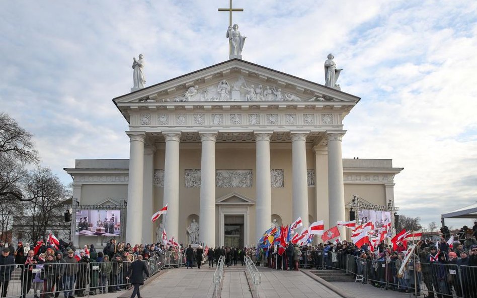 Bazylika archikatedralna św. Stanisława Biskupa i św. Władysława w Wilnie