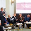 Prezydent Bronisław Komorowski debatował wczoraj nad wydłużeniem wieku emerytalnego z ekspertami