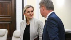 Minister edukacji Barbara Nowacka (L) i szef KPRM Jan Grabiec (P)