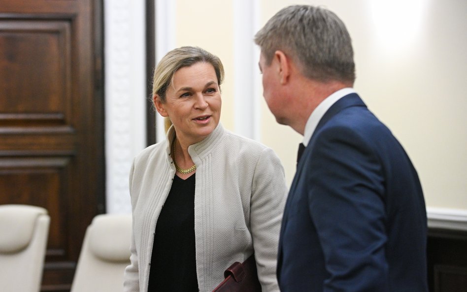 Minister edukacji Barbara Nowacka (L) i szef KPRM Jan Grabiec (P)
