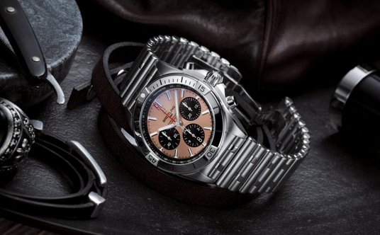 "Breitling Chronomat B01 42"