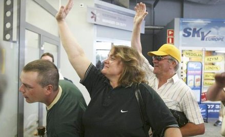 Odliczą składki i rozliczą się z żoną w Polsce