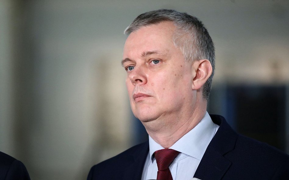 Siemoniak: Ukraina w NATO? To nie powinno być na stole w czasie wojny