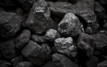 Trudności z zakupem węgla z polskich kopalń; ze Wschodu bez problemu