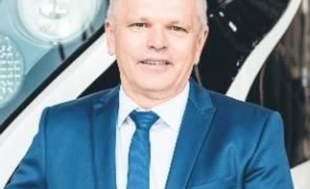 Zbigniew Konieczek, prezes Newagu, informuje, że wartość zawartych w grupie umów przekroczyła 2 mld 