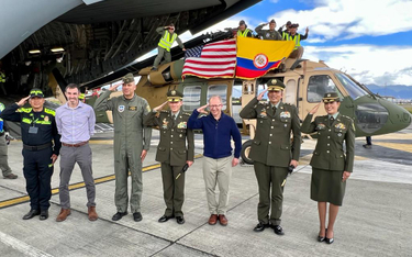 Rozładunek pierwszych UH-60A+ Black Hawk przeznaczonych dla Policji Federalnej Kolumbii.