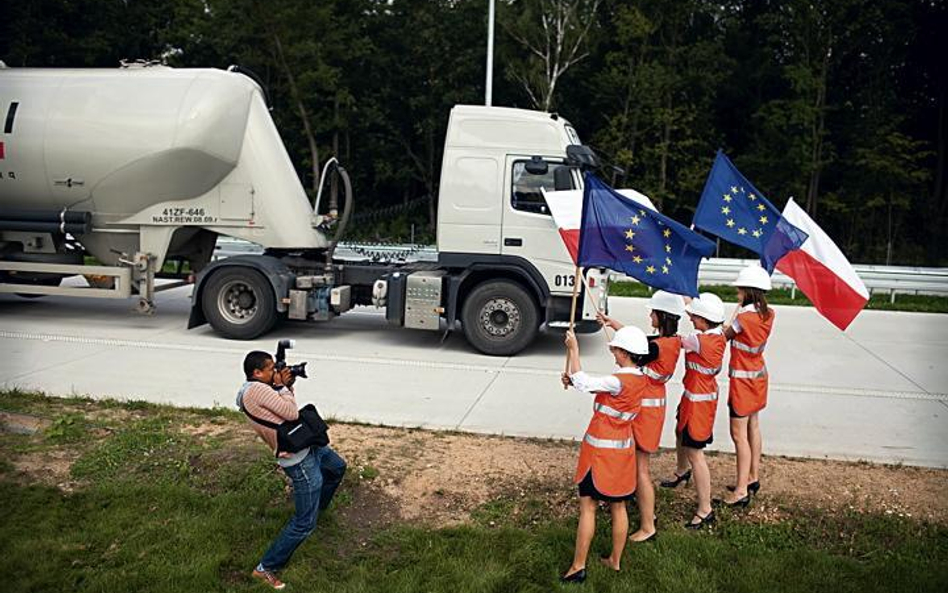 14 sierpnia został otwarty nowy 51-kilometrowy odcinek autostrady A4 na odcinku Zgorzelec-Krzyżowa